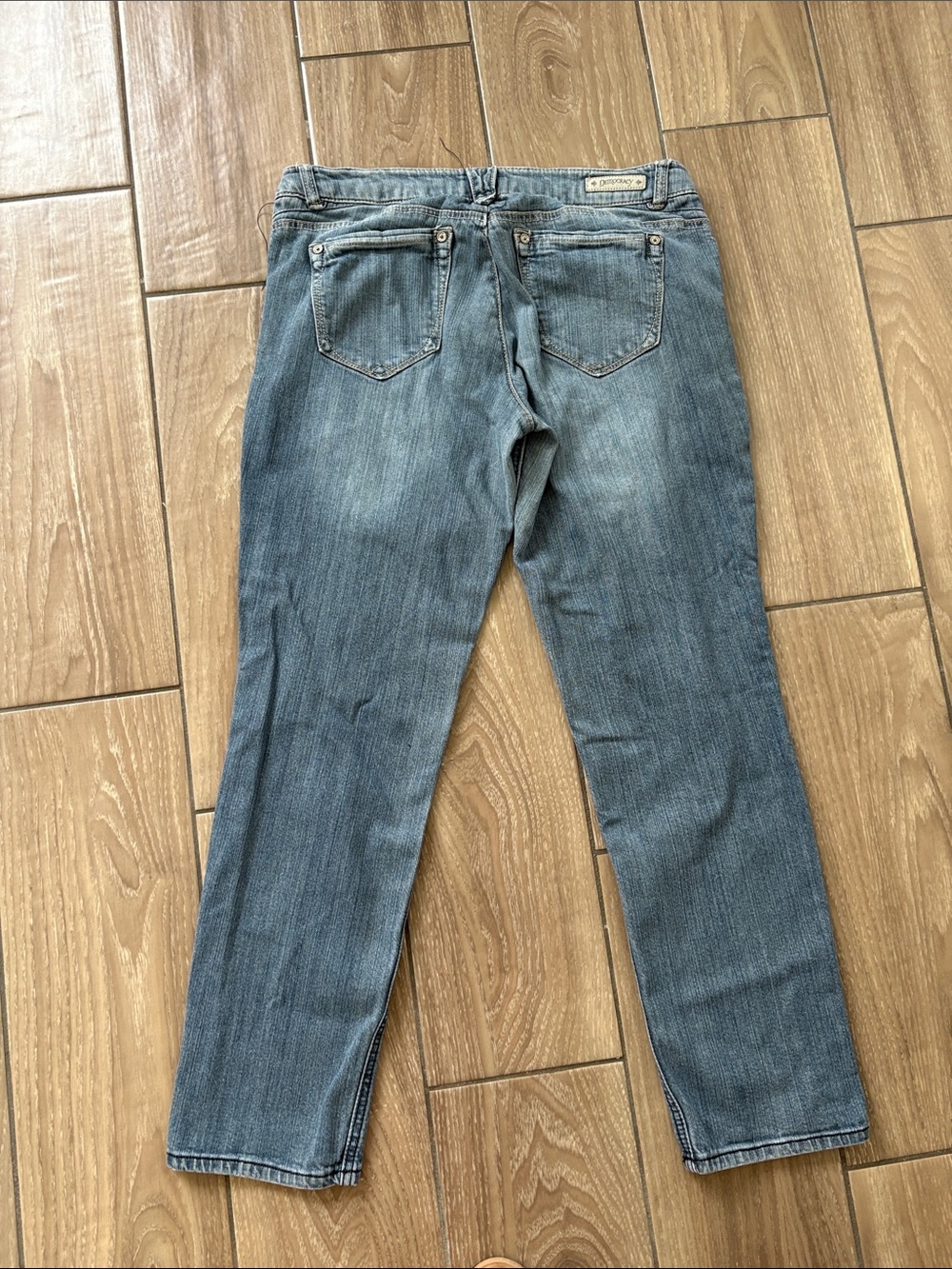 Democracy Equality Skinny Boyfriend Blue denim distressed Jeans Women’s 10 pants - Picture 10 of 10
